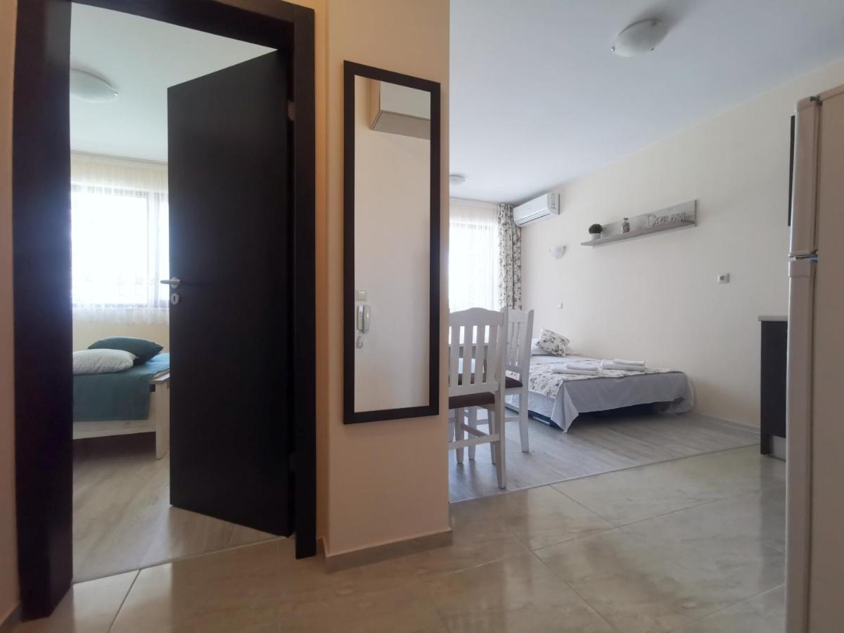 Aпартаменти Хоризонт Apartman Szozopol Kültér fotó