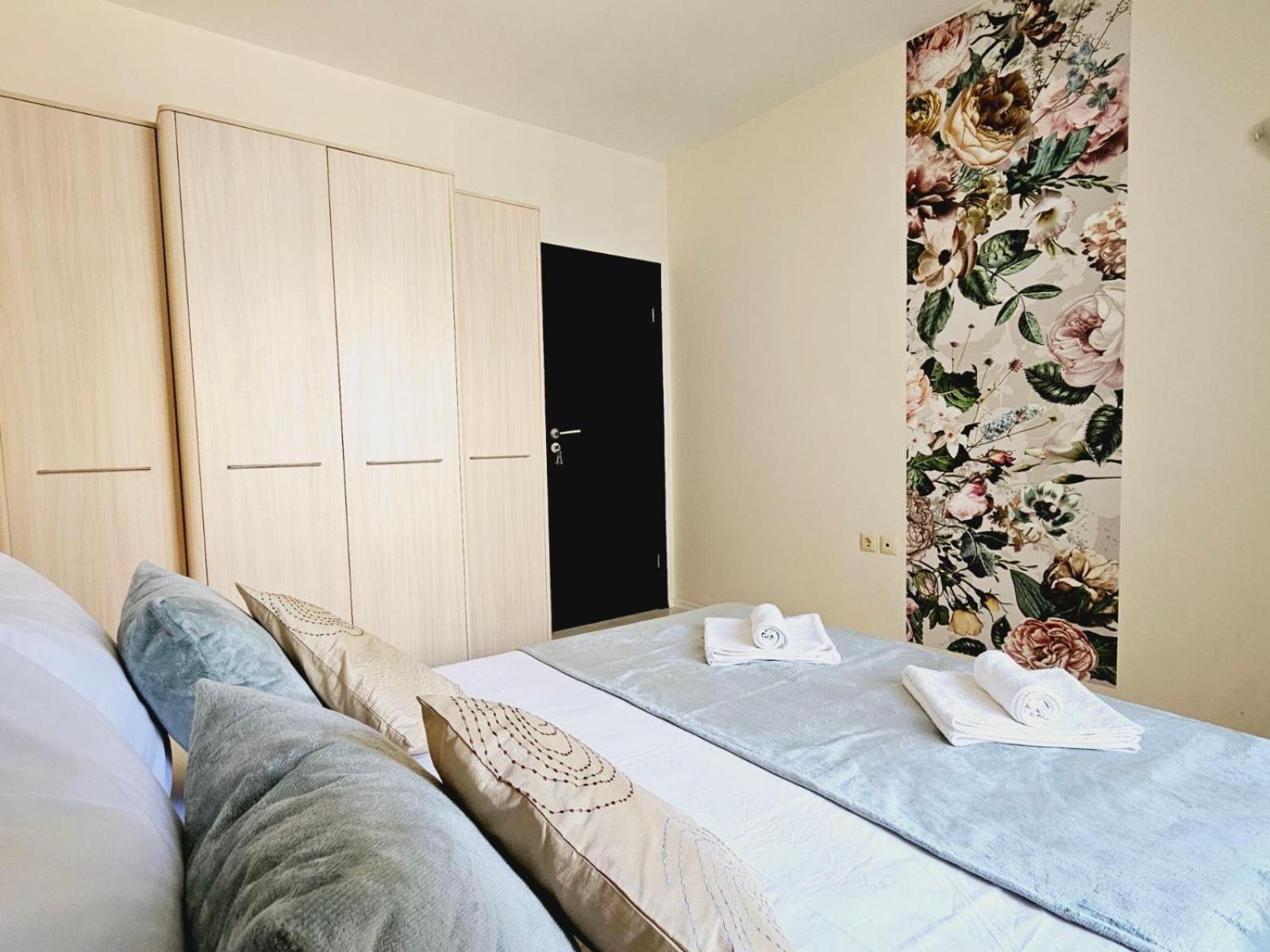 Aпартаменти Хоризонт Apartman Szozopol Kültér fotó